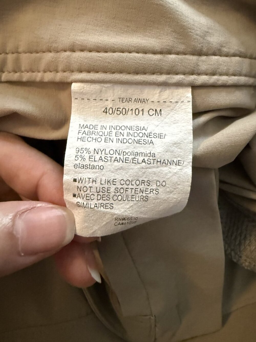 Under Armour Fish Pro Hunter 2.0 Cargo Shorts Size 40 Khaki Tan Pockets UPF 50+ - Picture 9 of 12